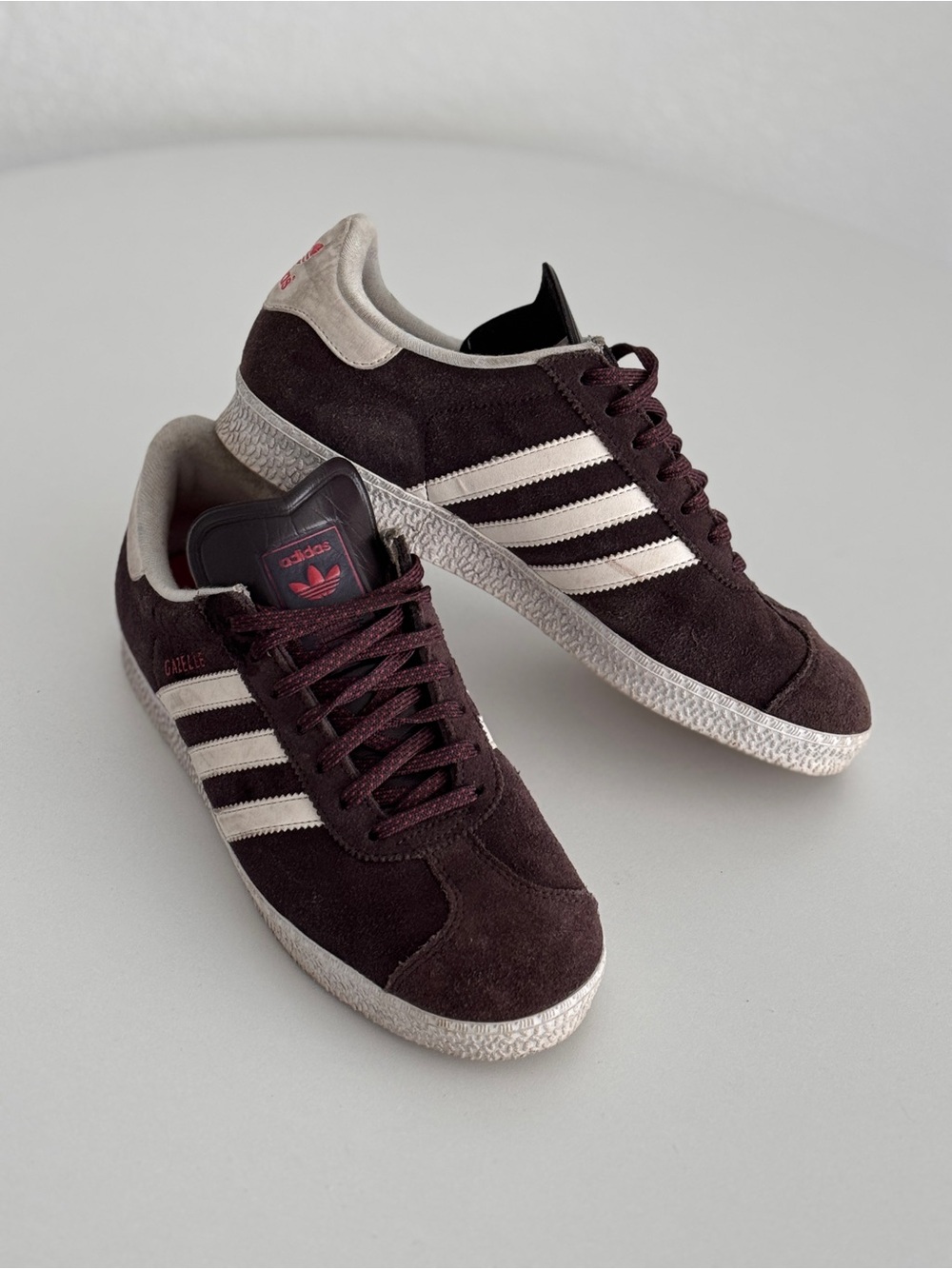 adidas gazelle burgundy, gray Suede Sneakers with Cream Stripes size 7